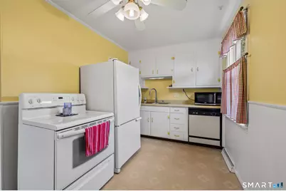 80 Suffolk Drive, East Hartford, CT 06118 - Photo 6