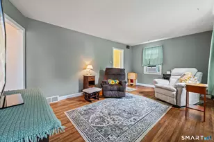 80 Suffolk Dr, East Hartford, CT 06118 - Photo 10