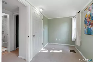 1 E Lake Dr, Waterford, CT 06375 - Photo 30