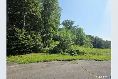 7 Vona Way, Newtown, CT 06470 - Photo 8