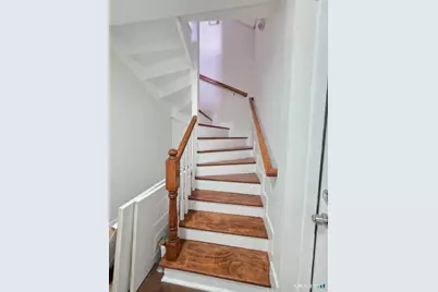 8 Marley Place #1st Floor, Waterbury, CT 06705 - Photo 6