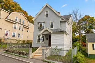 8 Marley Pl, Waterbury, CT 06705 - Photo 1
