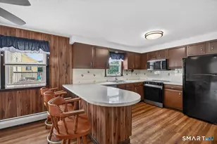 9-11 Goodwin Pl, East Hartford, CT 06108 - Photo 20