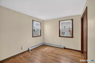 9-11 Goodwin Pl, East Hartford, CT 06108 - Photo 16