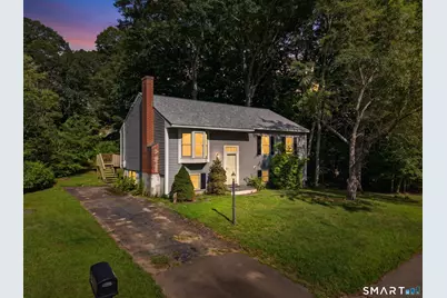 6 Hemlock Circle, Clinton, CT 06413 - Photo 2