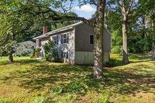 6 Hemlock Cir, Clinton, CT 06413 - Photo 4
