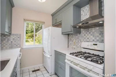 37 Reed Court #37, Bloomfield, CT 06002 - Photo 8
