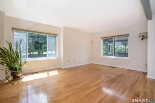 37 Reed Ct, Bloomfield, CT 06002 - Photo 16