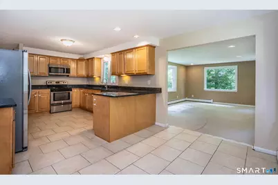 85 Galaxy Drive, Manchester, CT 06040 - Photo 10