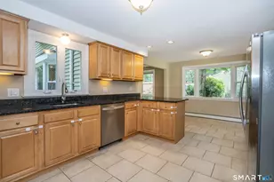 85 Galaxy Dr, Manchester, CT 06040 - Photo 12