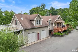 29 Coles Rd, Cromwell, CT 06416 - Photo 2
