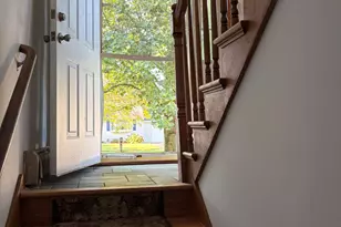 107 Tanglewood Dr, Hamden, CT 06518 - Photo 6