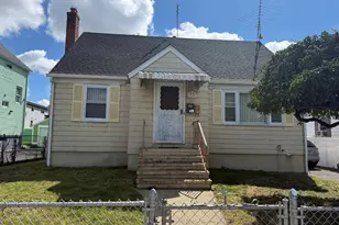 370 Kent Ave, Bridgeport, CT 06610 - Photo 4