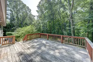 66 Black Ash Rd, Montville, CT 06370 - Photo 10