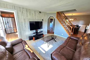 41 Hockanum Dr, East Hartford, CT 06118 - Photo 4