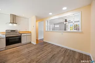 34 Mountain View Rd, Ansonia, CT 06401 - Photo 12