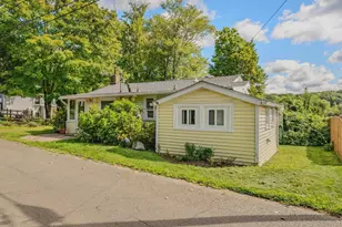 14 Putzel Ave, Guilford, CT 06437 - Photo 2