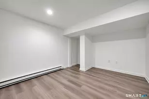 124 Pine Hill Ave, Stamford, CT 06906 - Photo 16