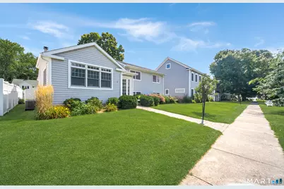 4 East Walk, Clinton, CT 06413 - Photo 2