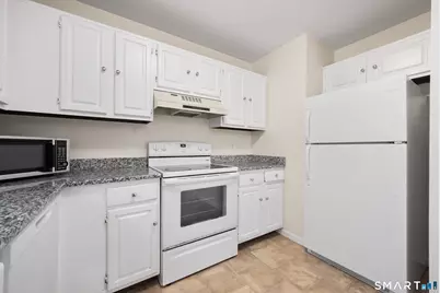 60 Lawn Avenue #24, Stamford, CT 06902 - Photo 12
