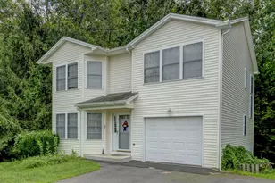 47 Tunxis St, Farmington, CT 06032 - Photo 2
