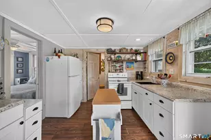 190 Giants Neck Rd, East Lyme, CT 06357 - Photo 12