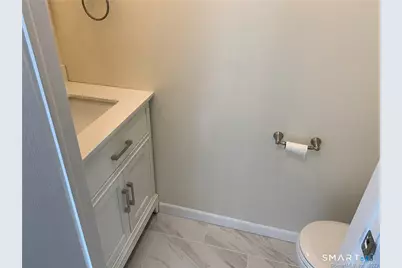 9 South Street #B, Bethel, CT 06801 - Photo 8
