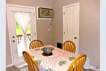 29 Cleveland Street #5, Danbury, CT 06810 - Photo 6