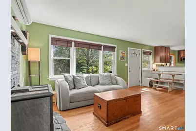 17 North Forest Circle, West Haven, CT 06516 - Photo 8