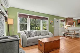 17 N Forest Cir, West Haven, CT 06516 - Photo 8