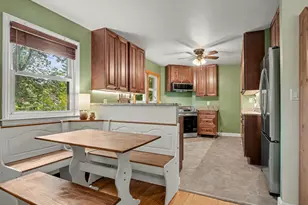 17 N Forest Cir, West Haven, CT 06516 - Photo 6
