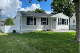 1025 Meriden Rd, Waterbury, CT 06705 - Photo 1
