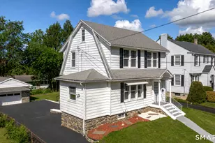 63 Robert St, Waterbury, CT 06710 - Photo 2