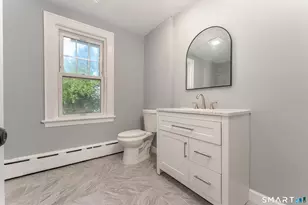 63 Robert St, Waterbury, CT 06710 - Photo 20