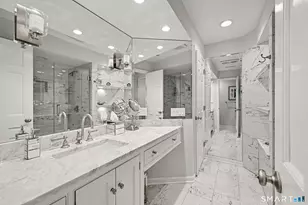 126 Roberton Crossing, Fairfield, CT 06825 - Photo 18