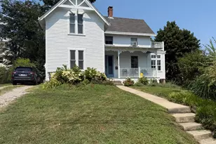 17 Smith Ct, Groton, CT 06340 - Photo 1