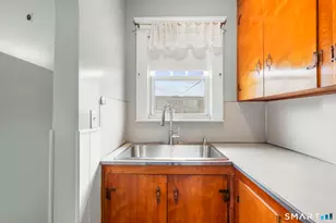 139 Richards St, West Haven, CT 06516 - Photo 16