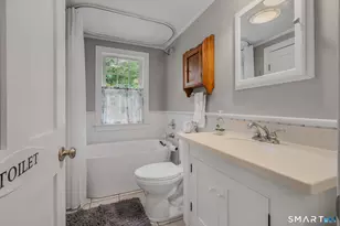 182 Ocean View Ave, Groton, CT 06355 - Photo 18