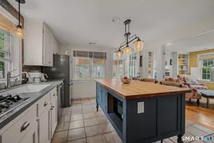 182 Ocean View Ave, Groton, CT 06355 - Photo 14