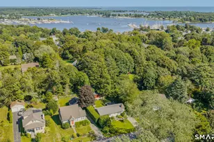 182 Ocean View Ave, Groton, CT 06355 - Photo 4