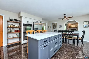 9 Pez Court, North Haven, CT 06473 - Photo 14