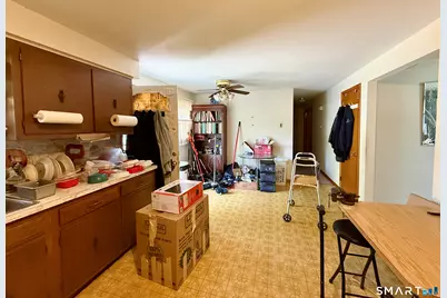 21 Marshall Street, West Haven, CT 06516 - Photo 12