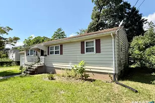 21 Marshall St, West Haven, CT 06516 - Photo 2