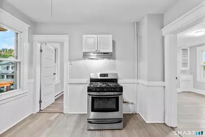 37 Southview Street, Waterbury, CT 06706 - Photo 6