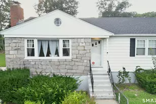 108 Pleasant Ave, East Haven, CT 06512 - Photo 28