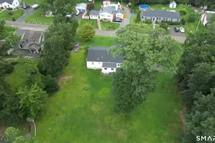 108 Pleasant Ave, East Haven, CT 06512 - Photo 32