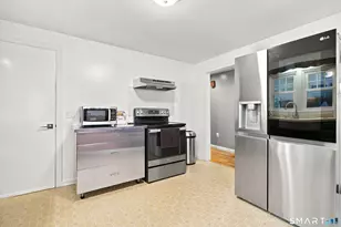 108 Pleasant Ave, East Haven, CT 06512 - Photo 18