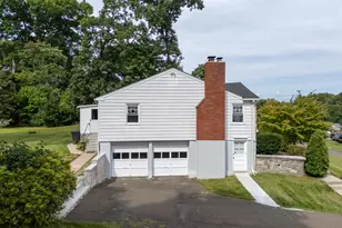 108 Pleasant Ave, East Haven, CT 06512 - Photo 2