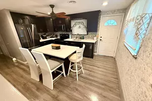 16 Ledger St, Hartford, CT 06106 - Photo 2