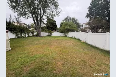 16 Ledger Street, Hartford, CT 06106 - Photo 14
